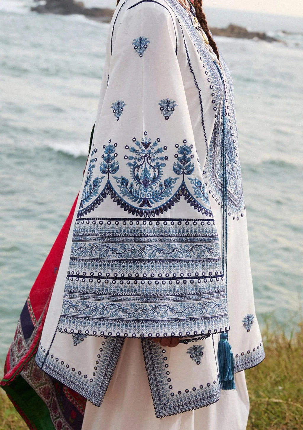 Jugnu By Hussain Rehar -3PC DHANAK EMBROIDERED SHIRT WITH PRINTED SHAWL AND TROUSER- RAWI