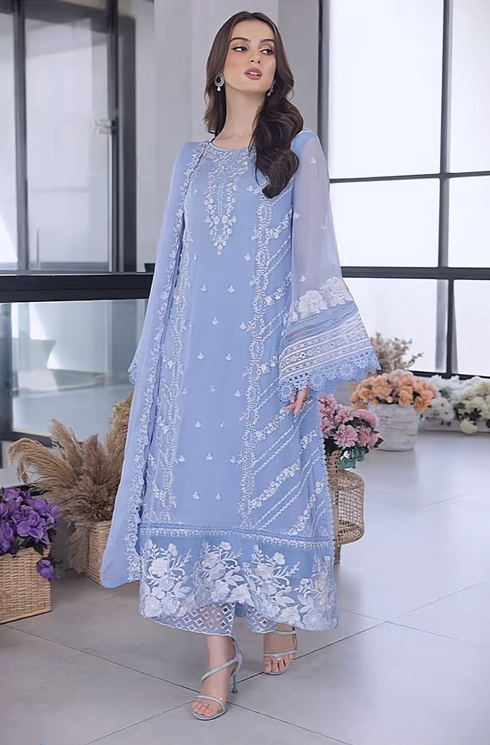 AZURE 3PC LAWN UNSTITCHED EMBROIDERED 
Code: