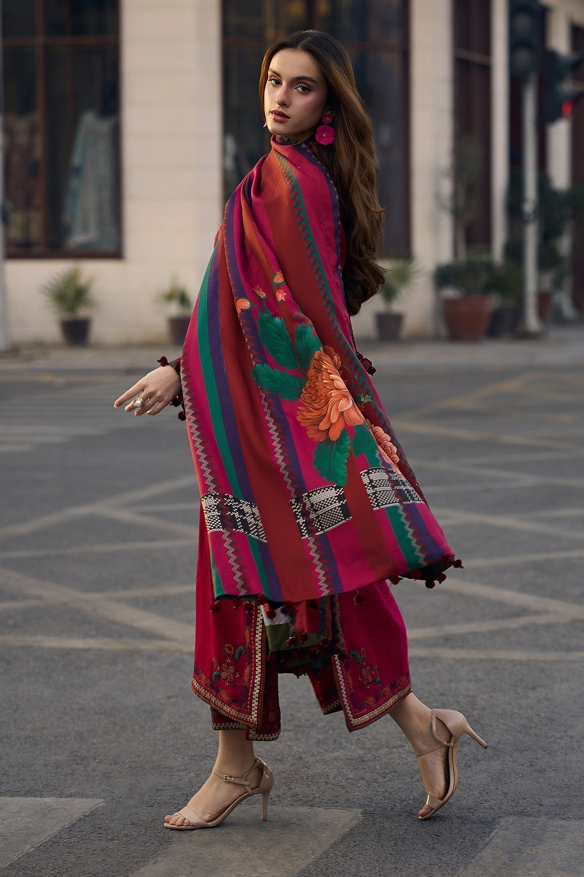 CHARIZMA LAWN-3PC EMBROIDERED Code:7325
