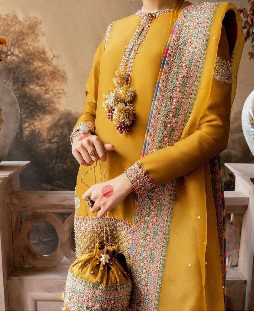 LAAM Unstitch ORGEMZA SUIT WITH MALAI TROUSER