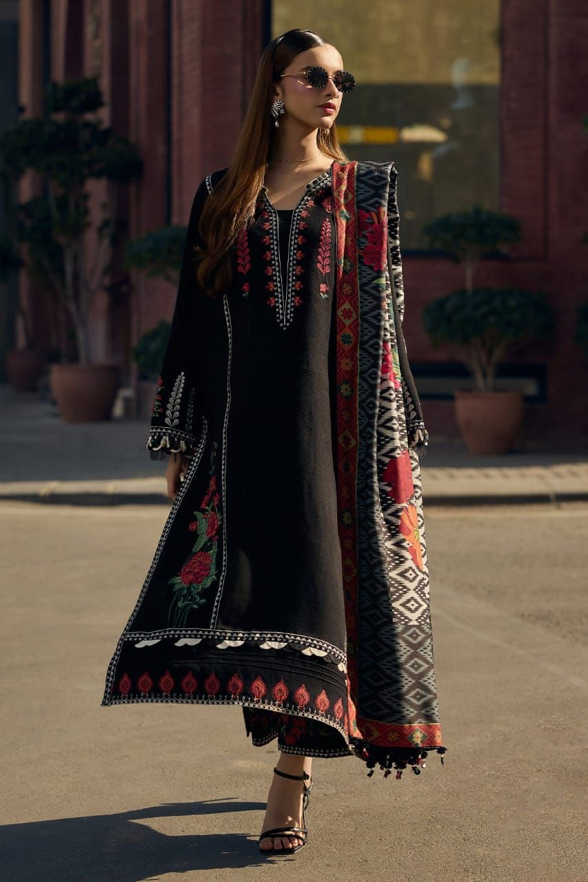 CHARIZMA 3PC LAWN  EMBROIDERED UNSTITCHED D#1112