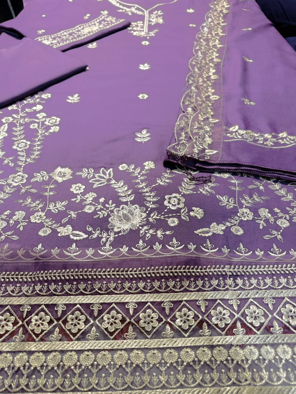 AZURE 3pc UNSTITCHED Dhank FABRICS