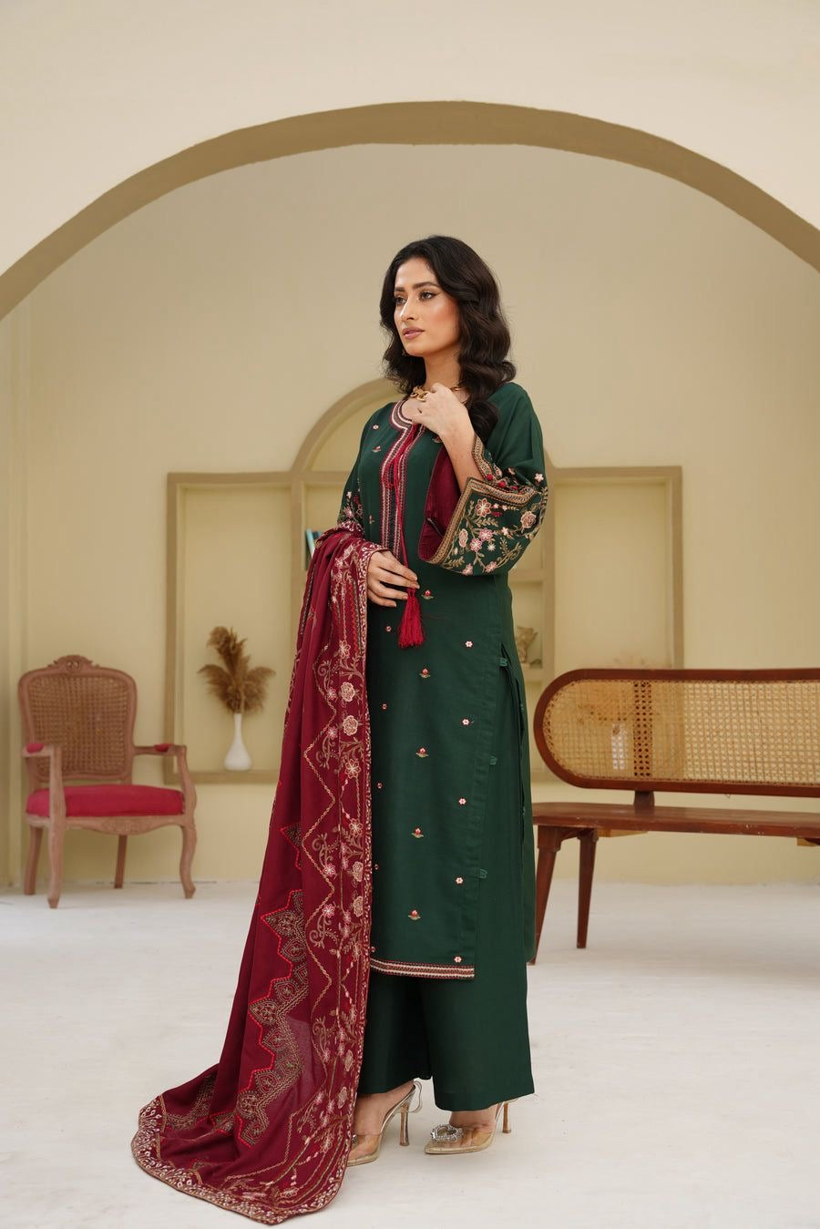 ANAM&IRUM’Z 3PC UNSTITCHED EMBROIDERED SUIT