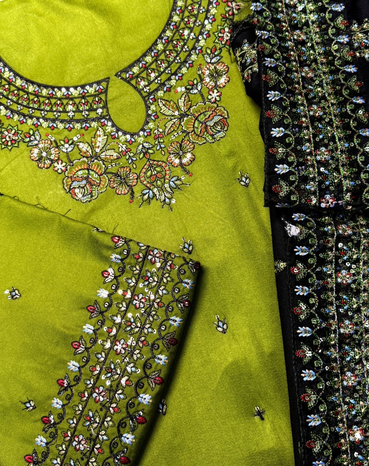 ELEGENT 3PC CASUAL DHANAK