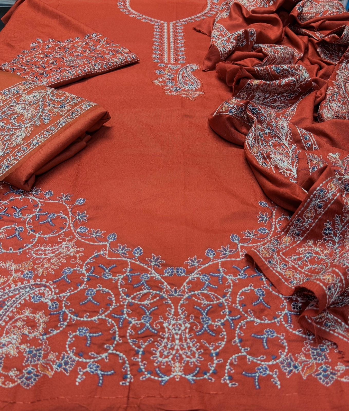 BATIK 3pc Unstitched Fully Embroidered Suit
CODE 7069