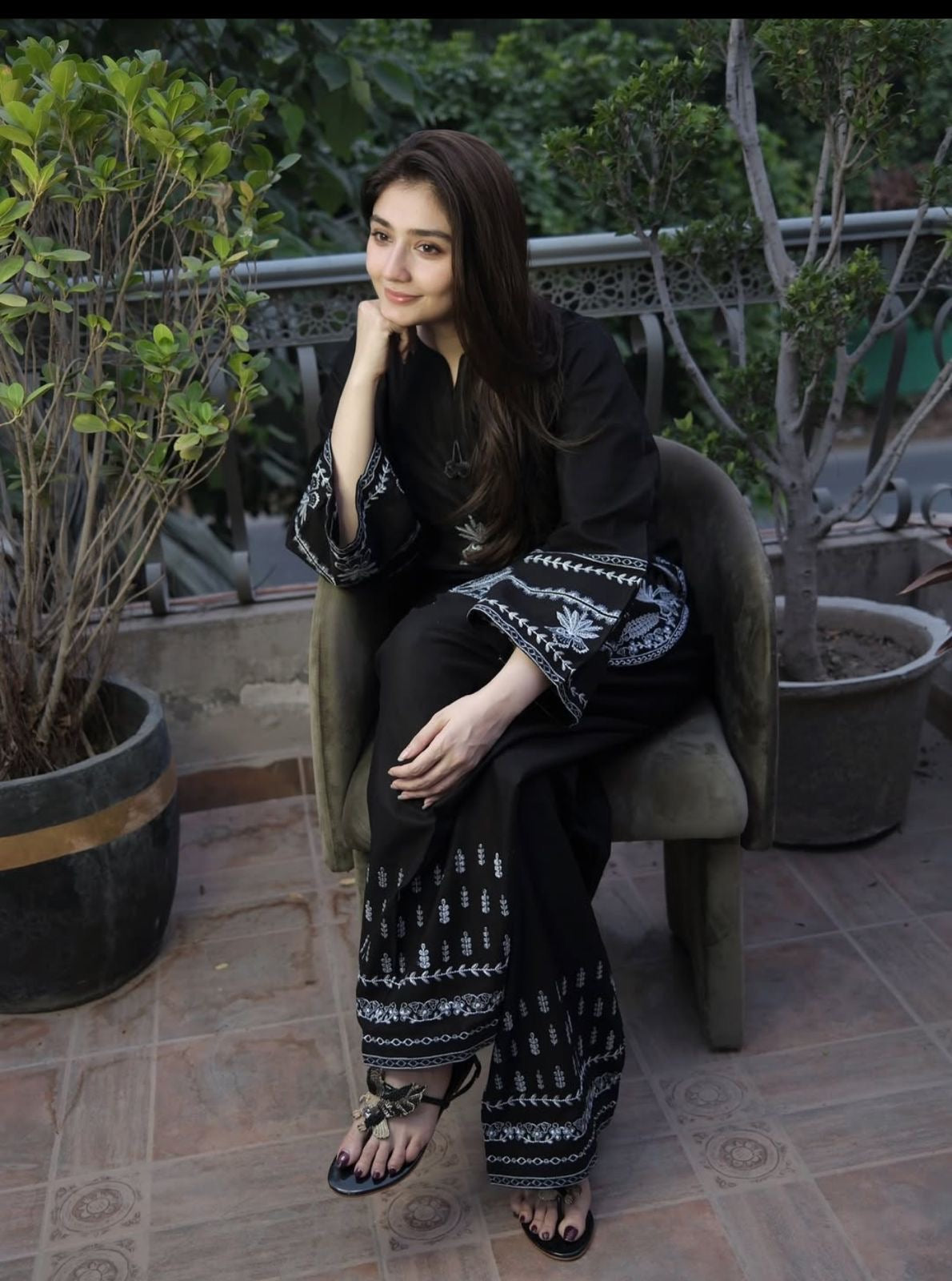 LIBAS-E-GULL UNSTITCHED 2PC EMBROIDERED