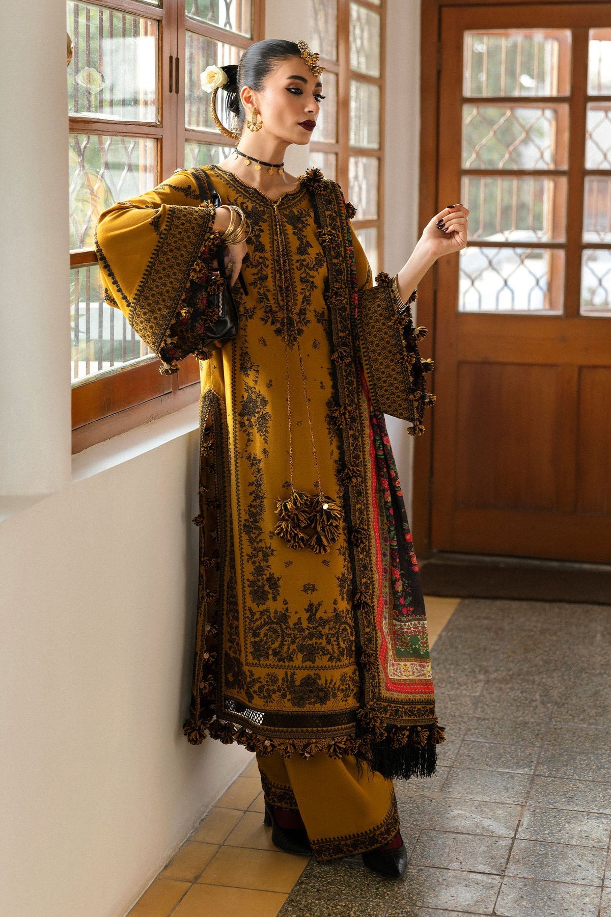 Hussain Rehar 3PC Embroidered Lawn Suit with Printed Chiffon Dupatta 4025