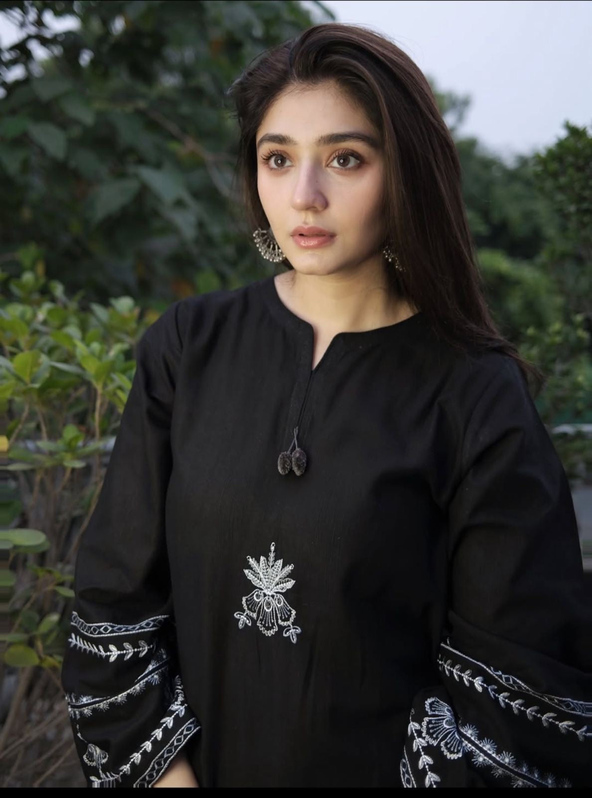 LIBAS-E-GULL UNSTITCHED 2PC EMBROIDERED