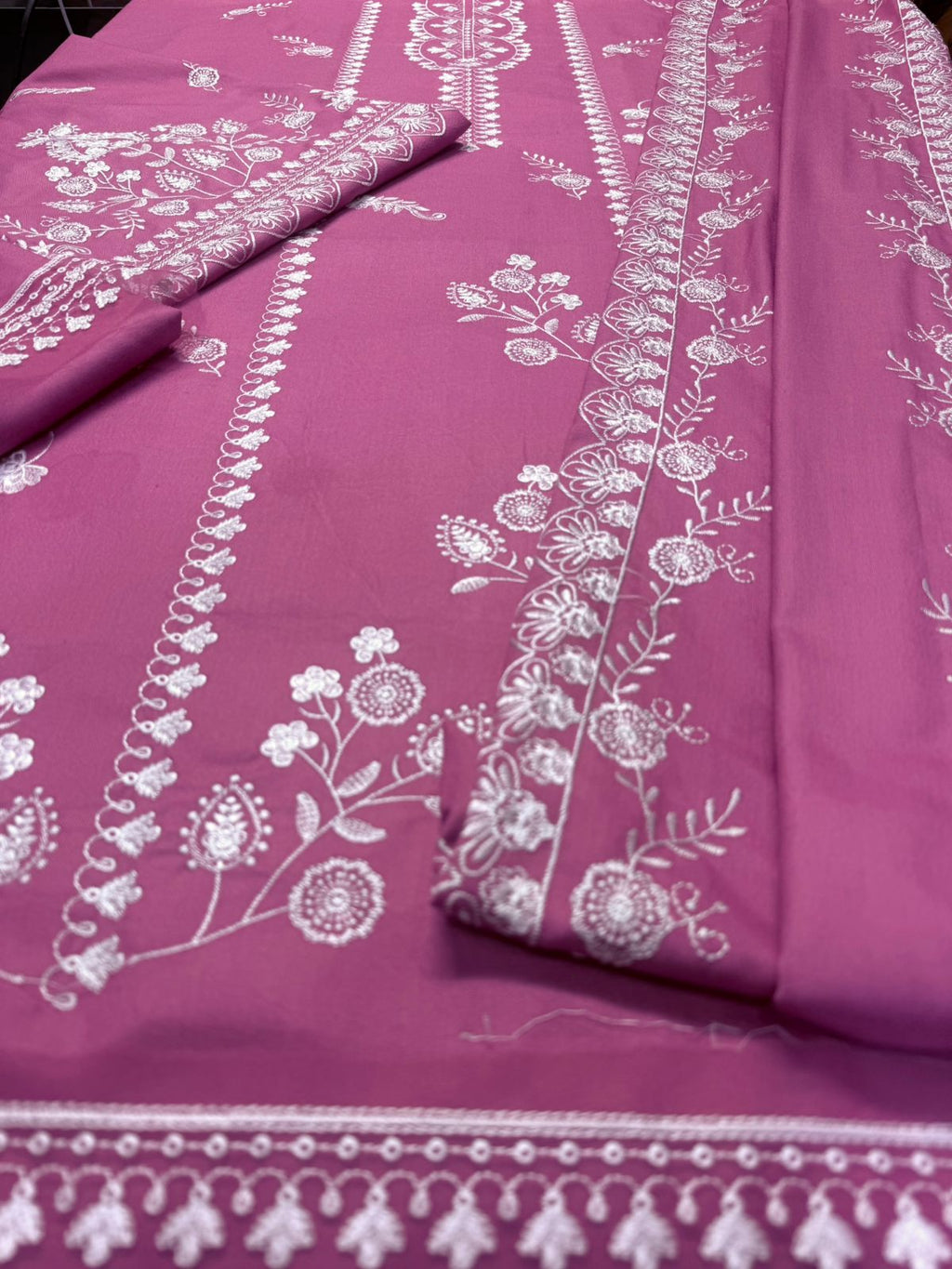 CROSSSTITCH 3pc Casual Winter Collection 
CODE 7057